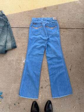 Vintage 1970s Levi's Movin' On Orange Tab Wide Leg Flare